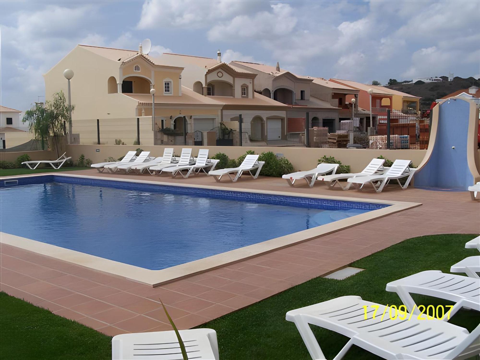 Apt Brightness Comfort In Burgau Bagian luar foto