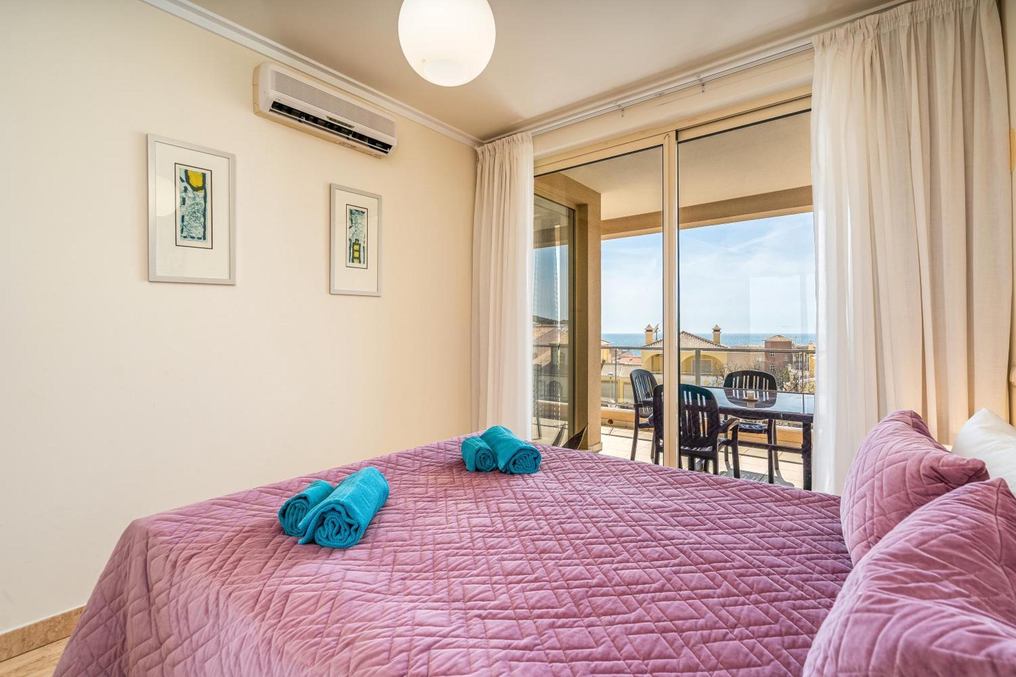 Apt Brightness Comfort In Burgau Bagian luar foto